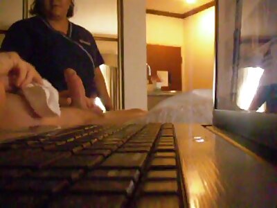 Teen cu impletituri lungi filmexxx cu mosi suge vibrator in fata webcam