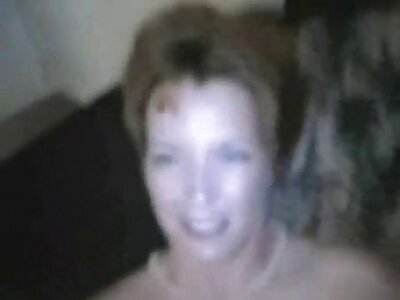 Big titted blonde femei mature devine o plimbare pe tânăr iubitor de canapea filmexxx cu mosi